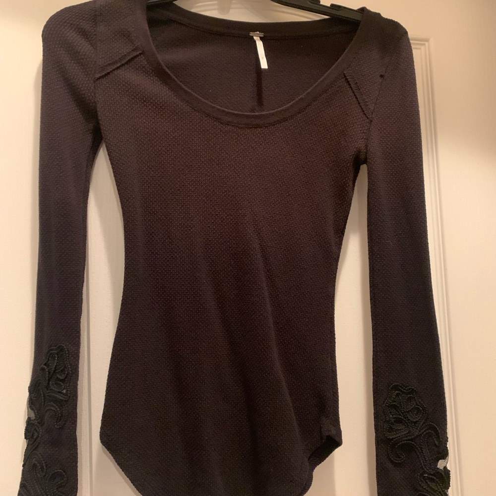 Free People Masquerade Black Long Sleeve cuff Thermal Top
Size S
